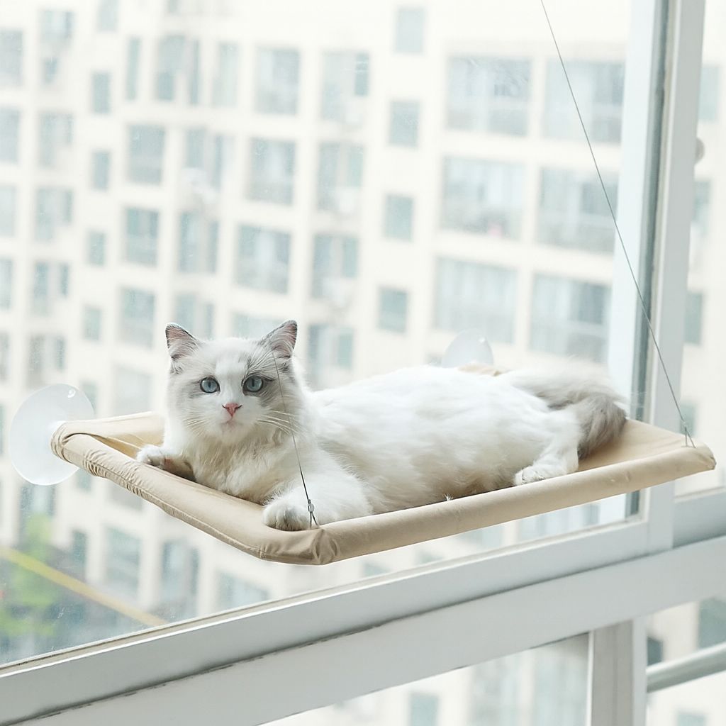 ComfyLounge: Window Hammock with Strong Suction Cups