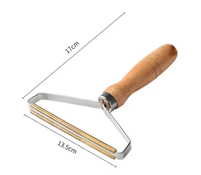 Furr Buster: Portable Pet Hair Remover