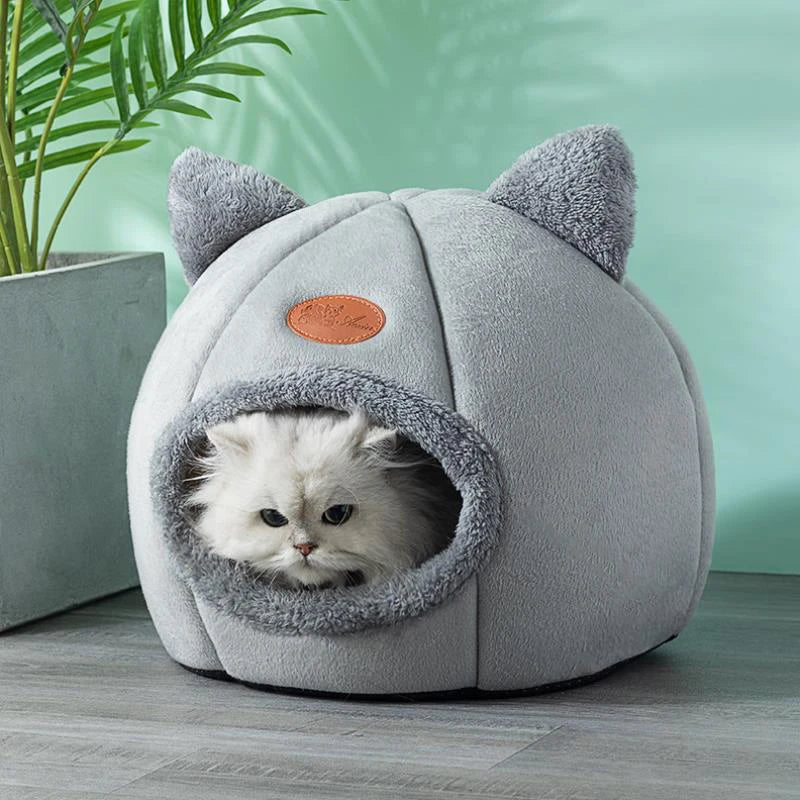 DeepSleep: Cozy Comfortable Bed
