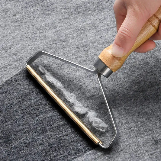 Furr Buster: Portable Pet Hair Remover