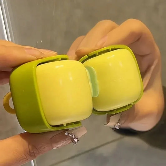 Fluff Roller Mini: Sticky Hair Remover Roller